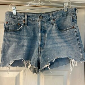 Levi’s distressed 501 Jean shorts
